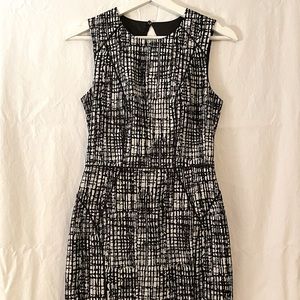 H&M - Women’s Sleeveless Fitted Black, Gray & White Dress w/back zipper - size 4